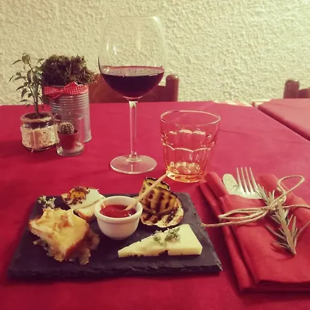 Agriturismo La Collina Çiftlik konaklama *